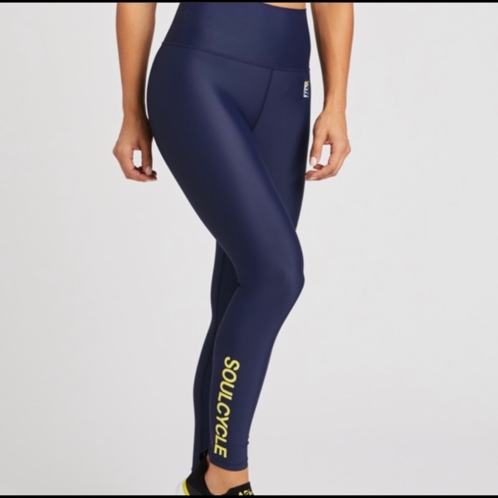 Women’s P E Nation Soul Cycle Leggings . Small